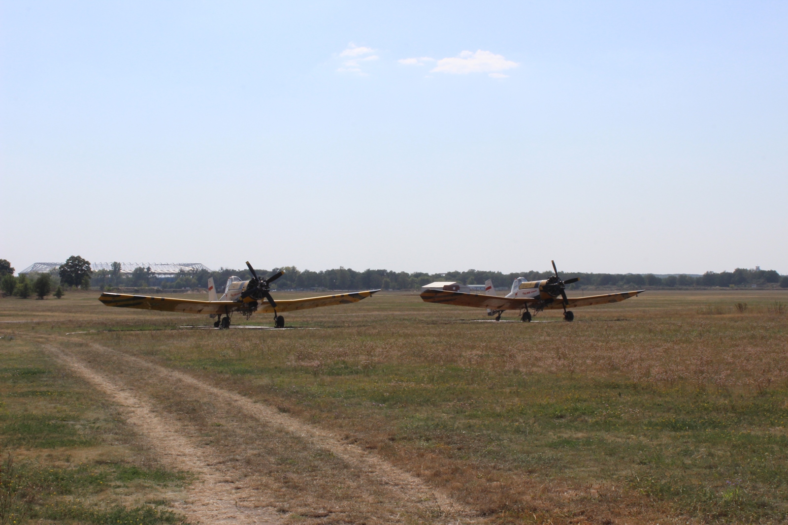 Samoloty patrolowo-gaśnicze (Fot. Adrian Pietrzak)